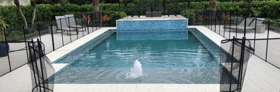 Custom Swimming Pools, Spas & Decks